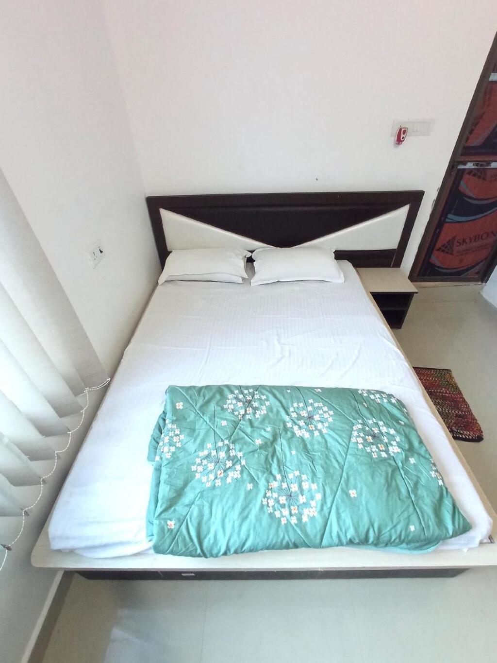 Hotel Vishal Buxar Extérieur photo
